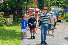 Hướng dẫn viên hợp đồng theo mùa vụ có được hỗ trợ không
