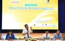 TĂNG HIỆU QUẢ KẾT NỐI ĐÀO TẠO VỚI TUYỂN DỤNG Thắt chặt quan hệ nhà trường - doanh nghiệp