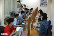 Lao động nộp hồ sơ hưởng trợ cấp thất nghiệp tăng kịch trần