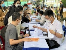 Người hưởng trợ cấp thất nghiệp sẽ không cần thông báo tìm kiếm việc làm trực tiếp hằng tháng